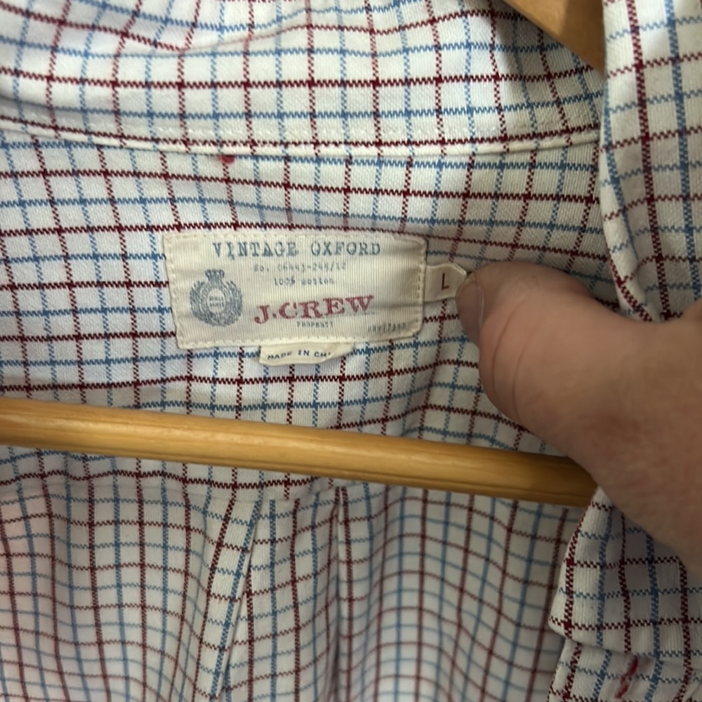 Button down - Picture 2 of 2